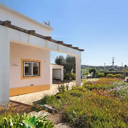 Holiday home Casa Pimenta Rosa